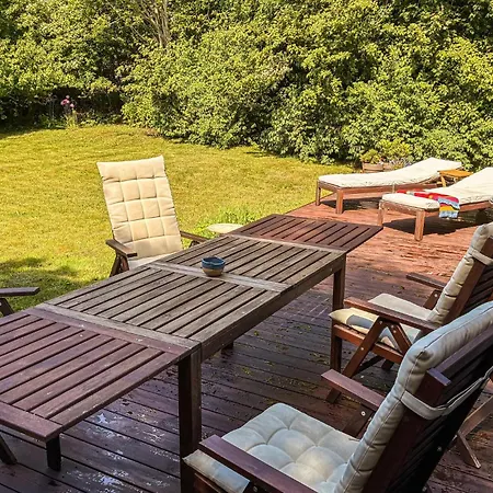 3 Bedroom Cozy In Dom wakacyjny Vejby